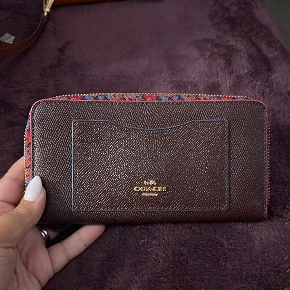 Slightly Used COACH zip around wallet